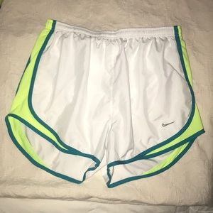 white nike shorts